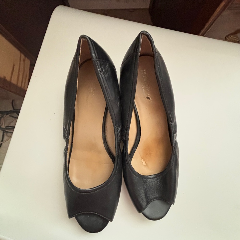 Naturalizer Peep-Toe Wedge